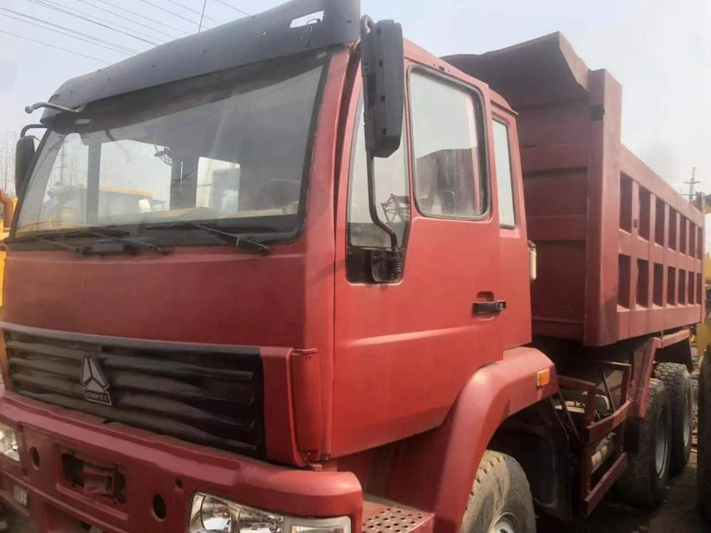 Подержанный Грузовик sinotruk howo на