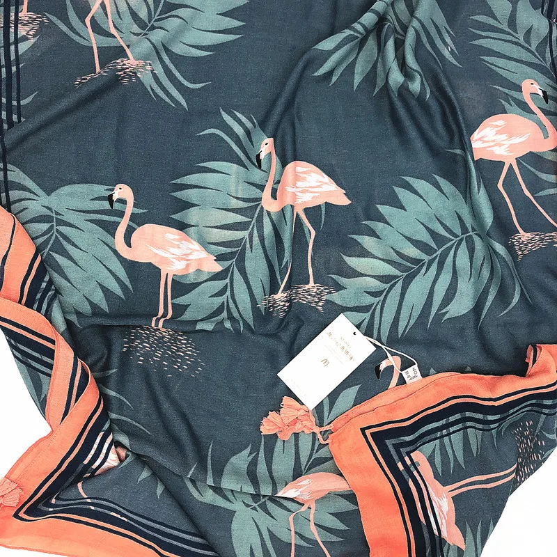 
 Женский шарф с принтом фламинго, сезон весна-лето 2019  