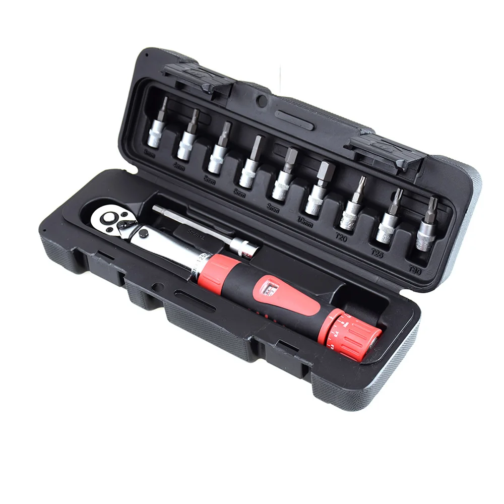 torque wrench for bicycle maintenance