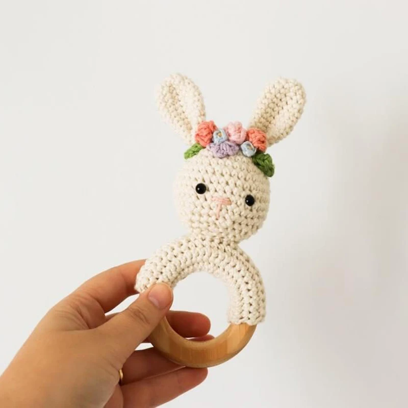 Belle Lapin A La Main Hochet Bebe Dentition Poupee Crochet Jouet Buy Crochet Poupee Product On Alibaba Com