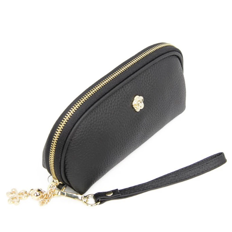 shell shaped purse