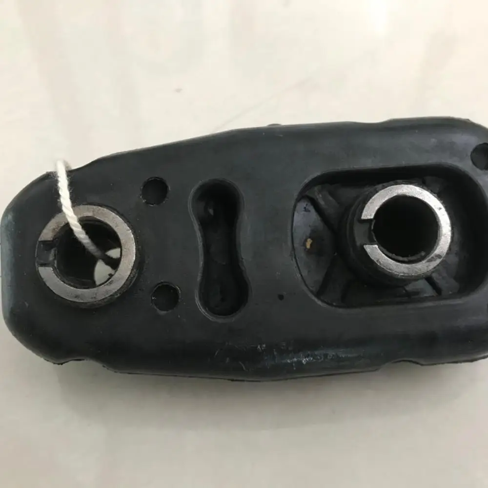 11380-ET000 11380-EN00A - Engine Torque Strut Mount for