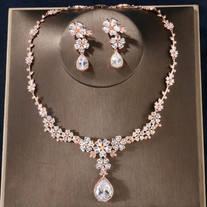 sakhiselectionusa CZ Bridal Diamond Necklace Set