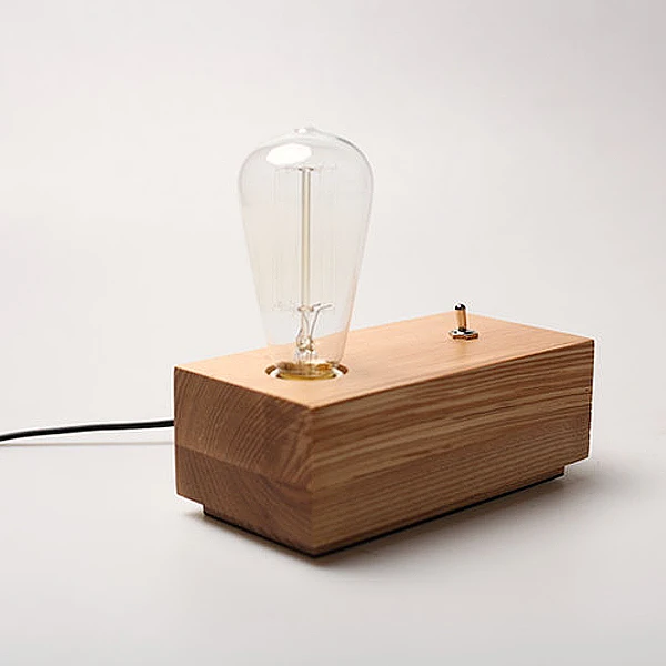 Custom Simple Style Table Lamp for Indoor Decoration High Quality Handmade Natural Wood Table Lamp