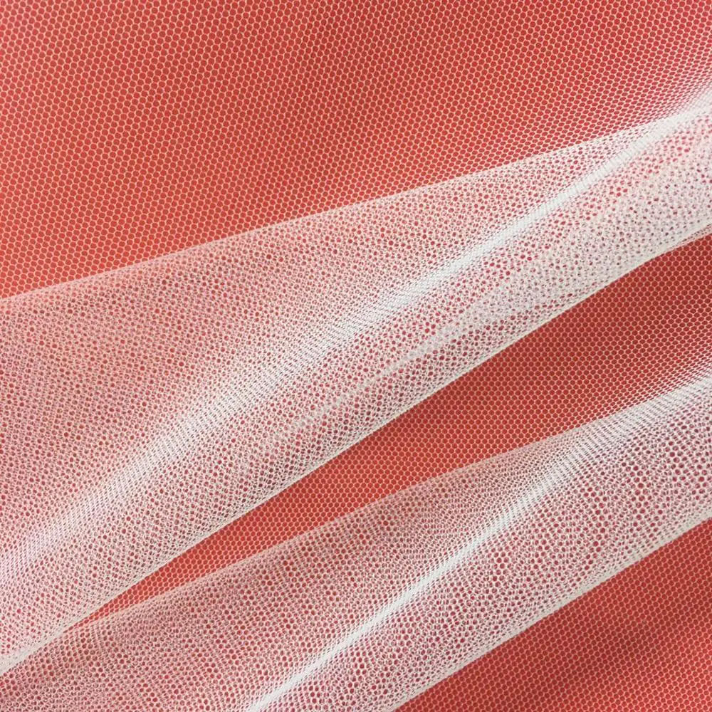 Лидер продаж сеточка-бабочка полутусклый для индийского рынка сетчатая ткань 100% нейлон 20D дышащая однотонная окрашенная 14gsm-22gsm легкая