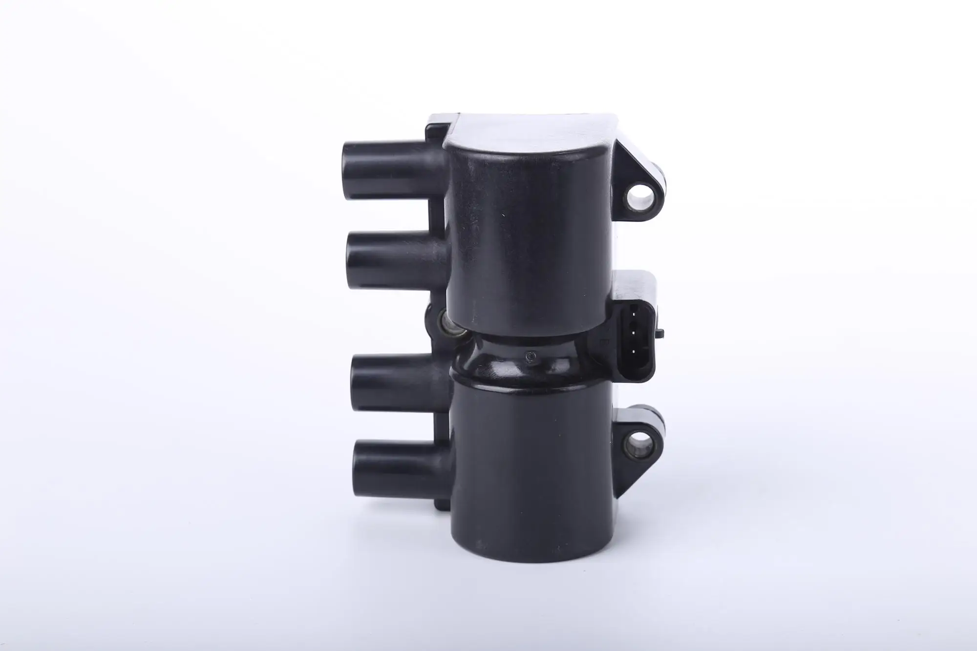 19005236 96253555 Ignition Coil for Auto Wuling Ignition Coil for buick Regal for buick KYExcelle for Southeast FREECA for Wulin