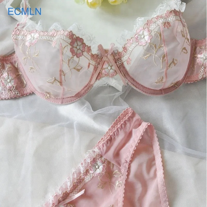 white lace bra panty set