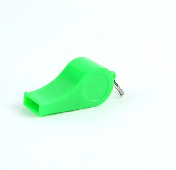 Дешевый пластиковый игрушечный свисток