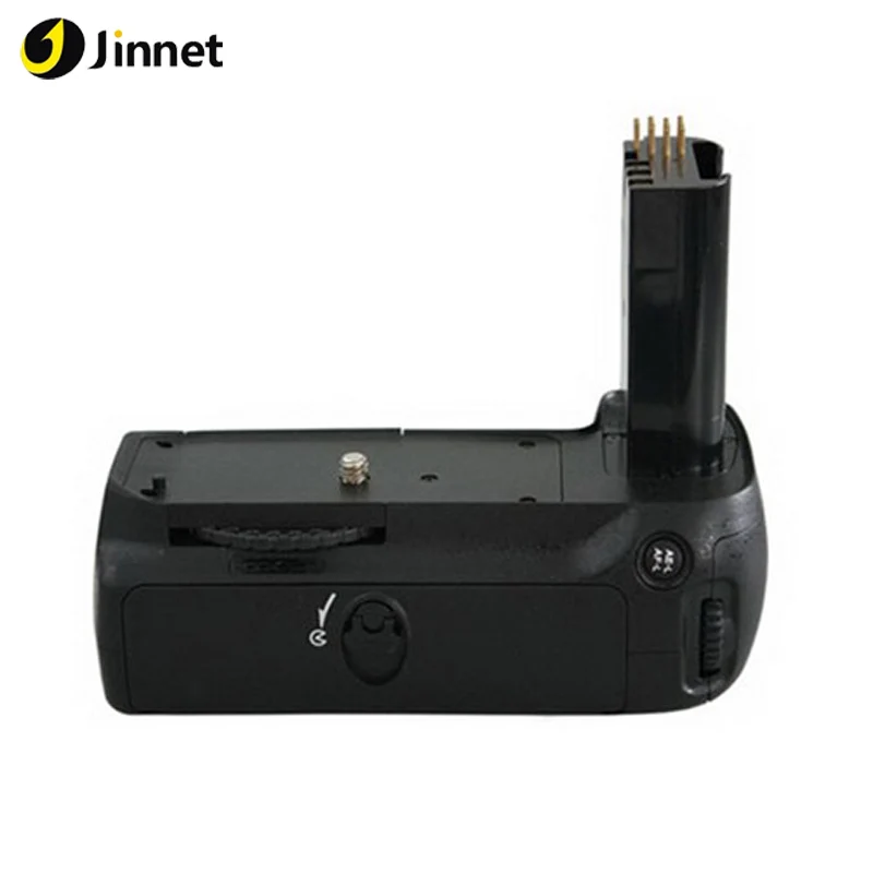 NIKON D90 2台＋MB-D80 セット My new to me D90 with a 80-200 2.8. Shutter count was less