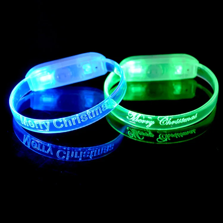 YUYWWAN Bracelet Lumineux enfant, Ensemble de LED Bracelets, Accessoire Lumineux Festival, Coloré LED Brassard Jouets pour Fête, Halloween, Noël, Carnaval, Sports (6pcs