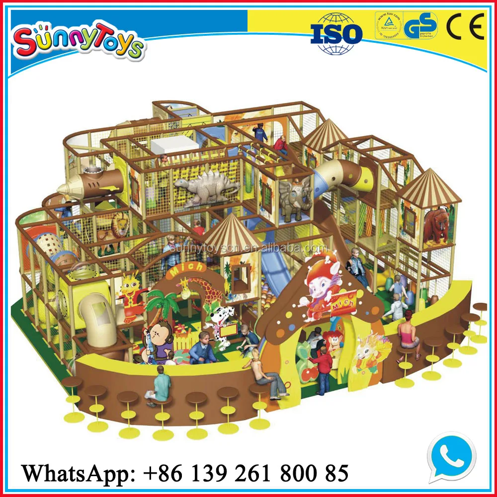 ジャングルテーマの屋内キッズプレイパーク、屋内ジャングルジム