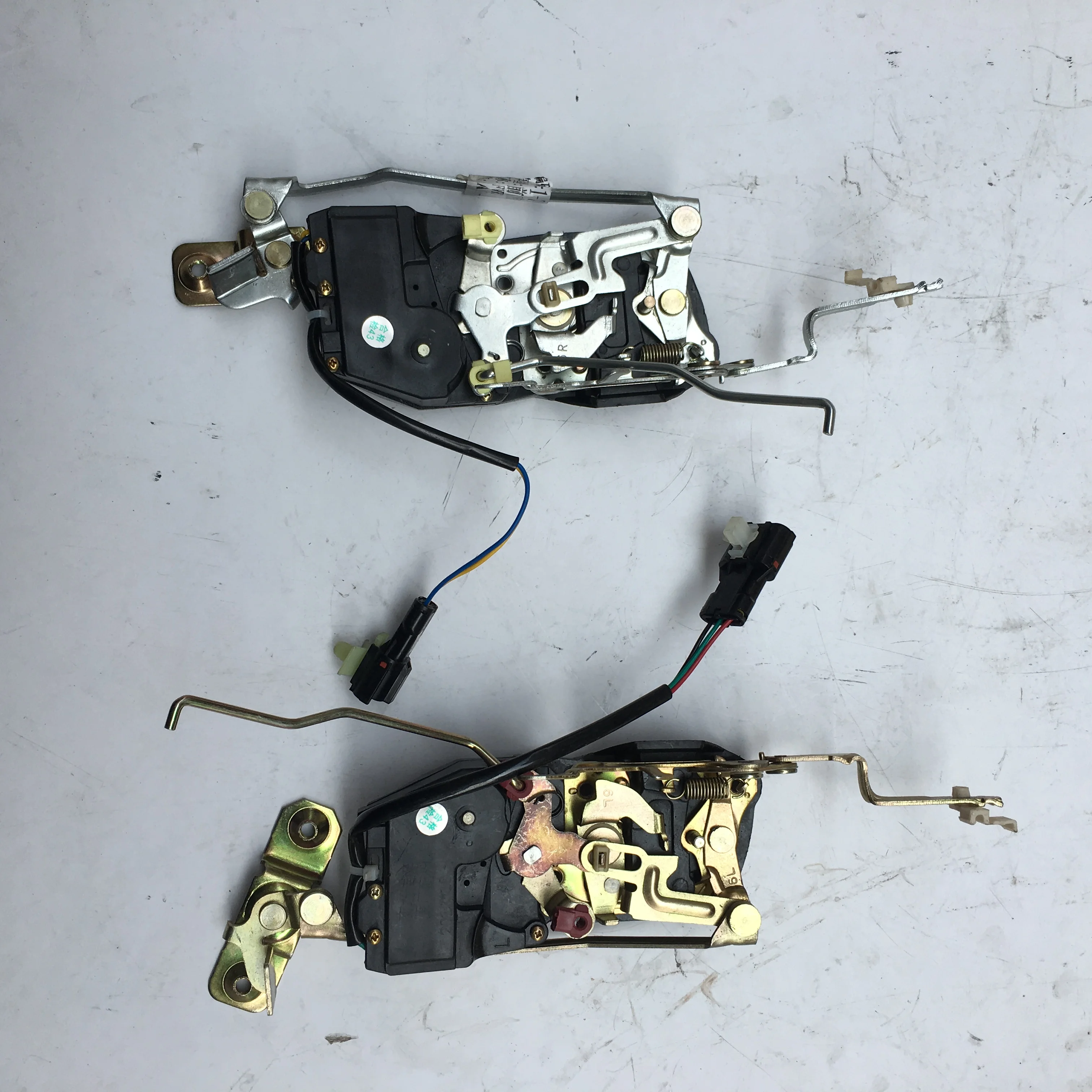品良く着こなすため exz cyh cyz トラック用車ドアロックgiga eyz 10pe1 6wf1 exr その他