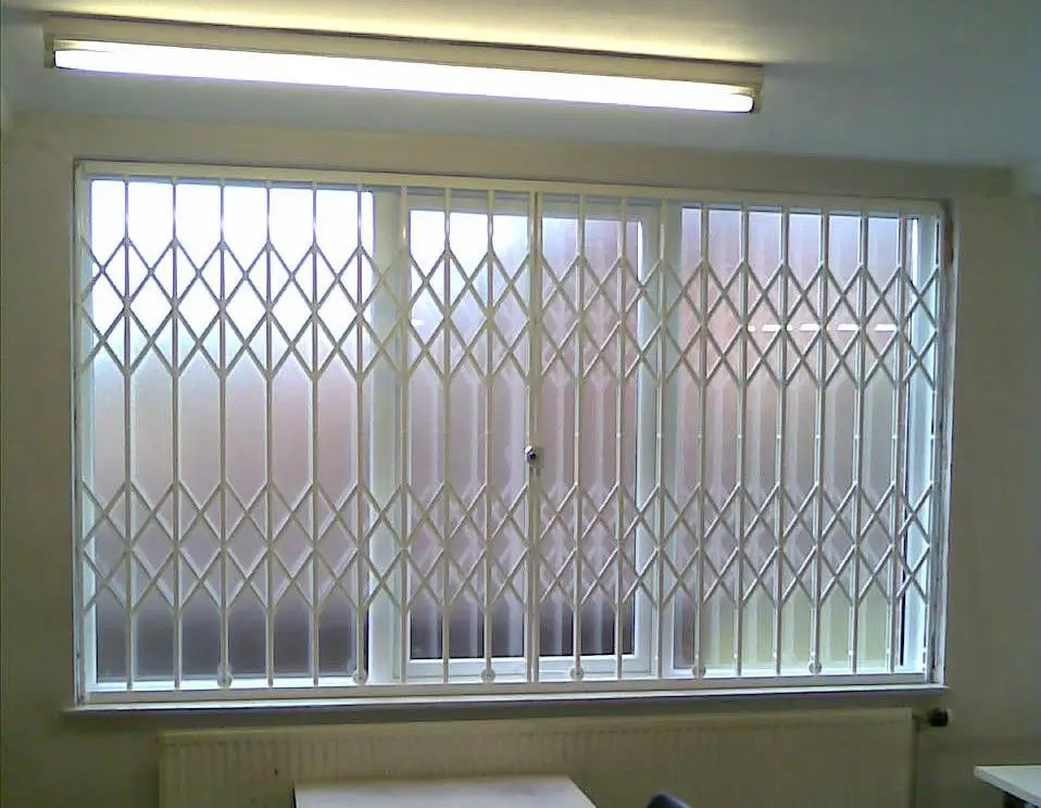 Window security. Решетка дизайн. Aluminium Grill Design. Sliding Grilles. Окна из стали.