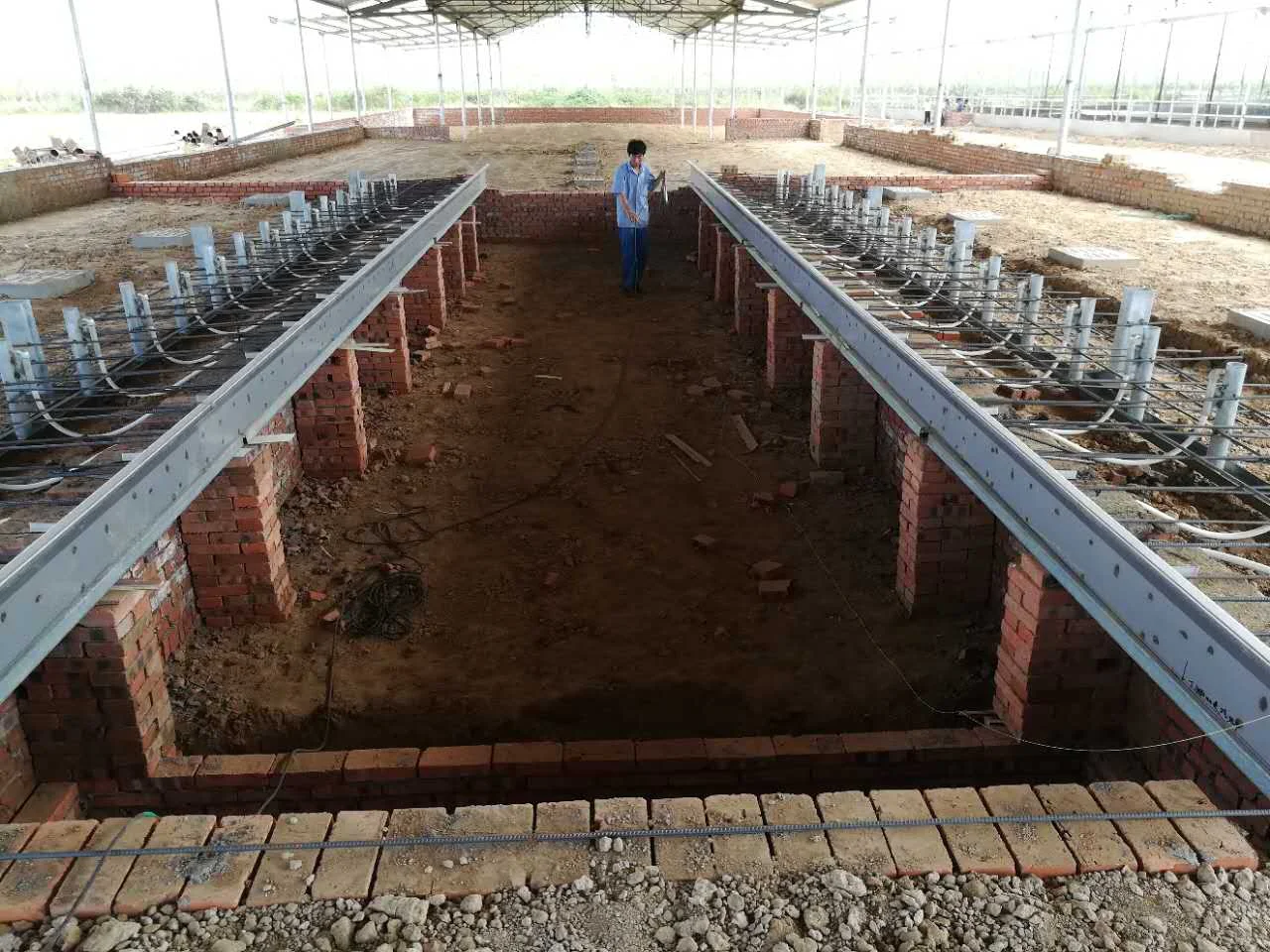 Digital electric meter New condition equipment sheep goat milking parlor for sale