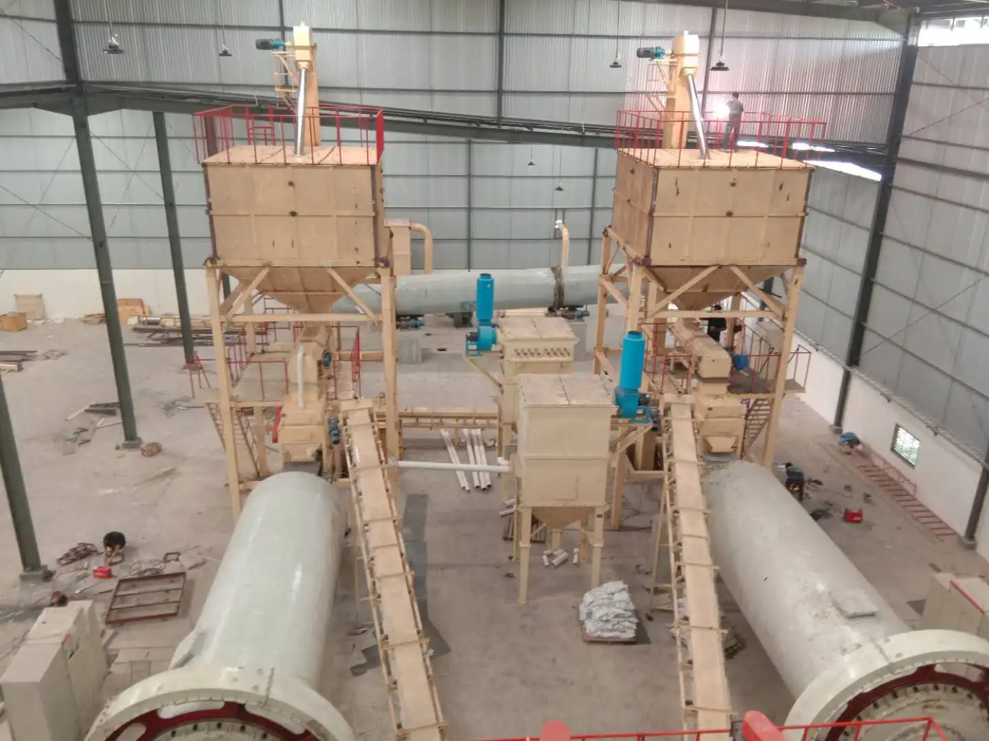 GUOTE Roller Crusher 2-10 Ton Per Hour Small Silica Powder Grinding Mill for Quartz Energy Saving AC Motor