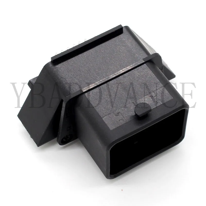 64334-0100 CMC Series ECU 4 Row 32 Pin Molex Connector