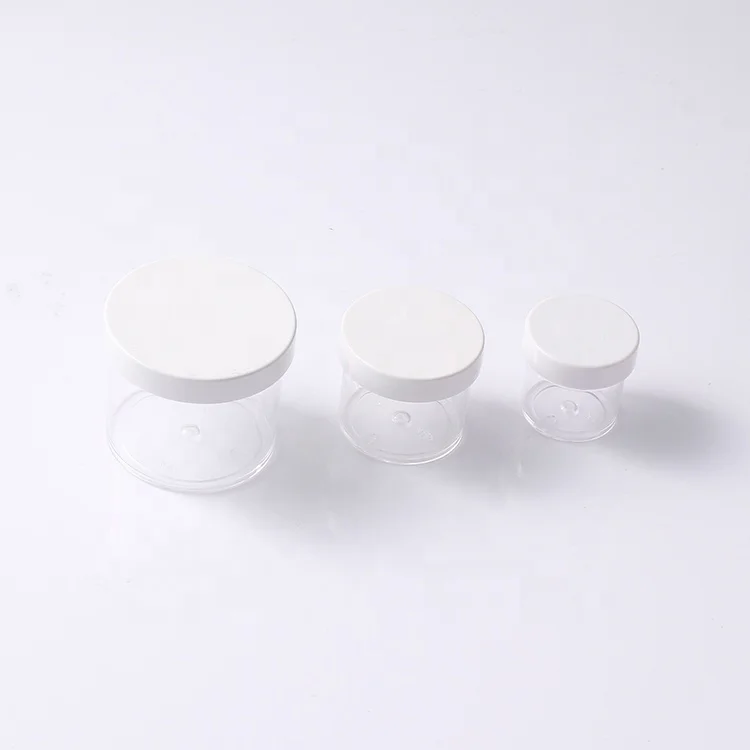 Бусины из прозрачной пластмассы