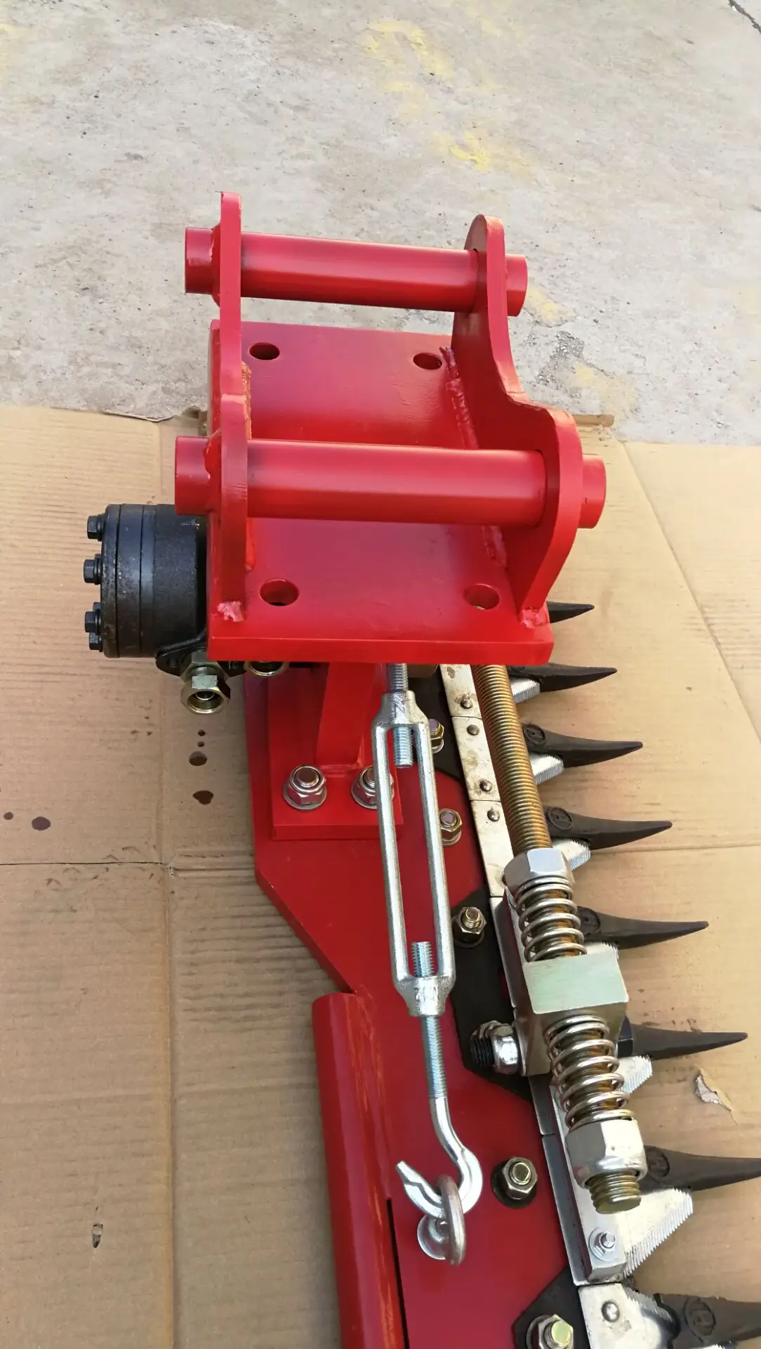 Multi Function Garden Tool, Tractor & Excavator Mounted, Hedge Trimmber Cutter / Brush Cutter / Hydraulic Flail Mower RIMA 1year
