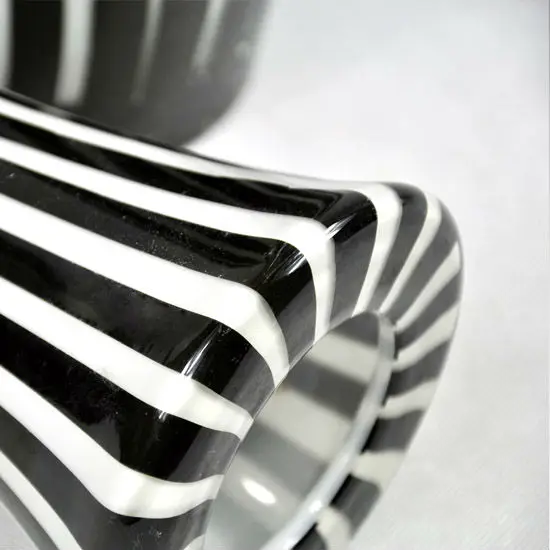 Tall black and white glass vases wholesale for restaurant, View glass