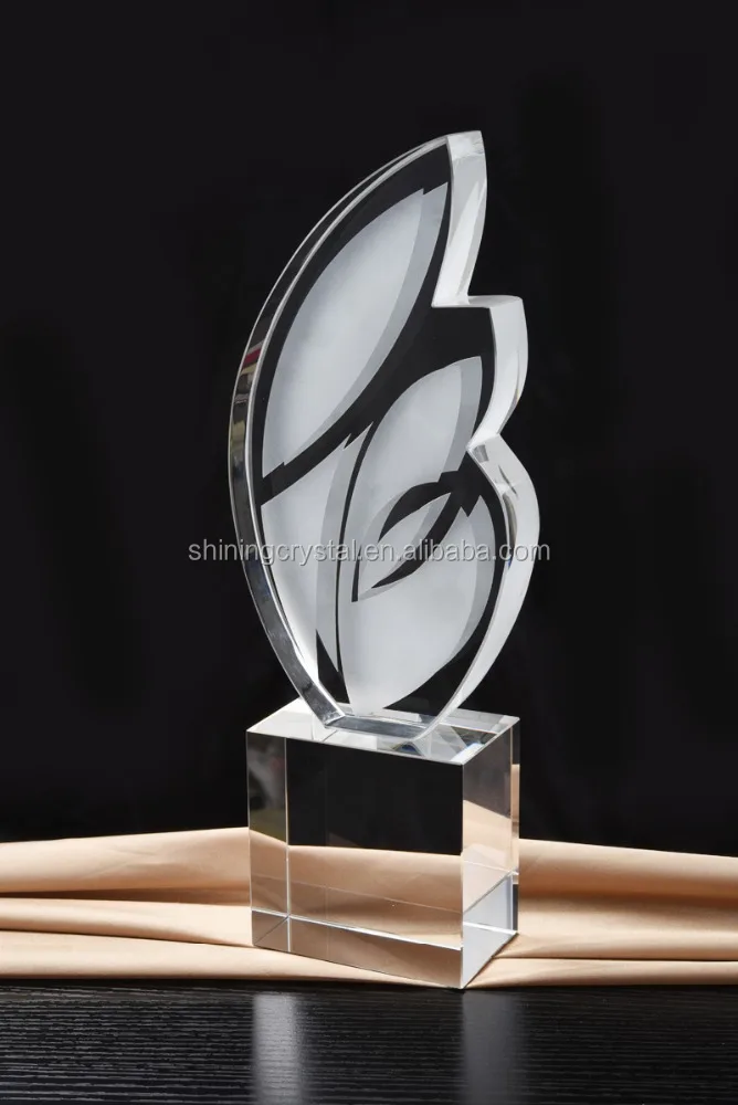 OEM/ODM Shining Wing Shape Crystal Glass Award Butterfly Crystal Trophy for Art Gifts Custom Crystal Crafts