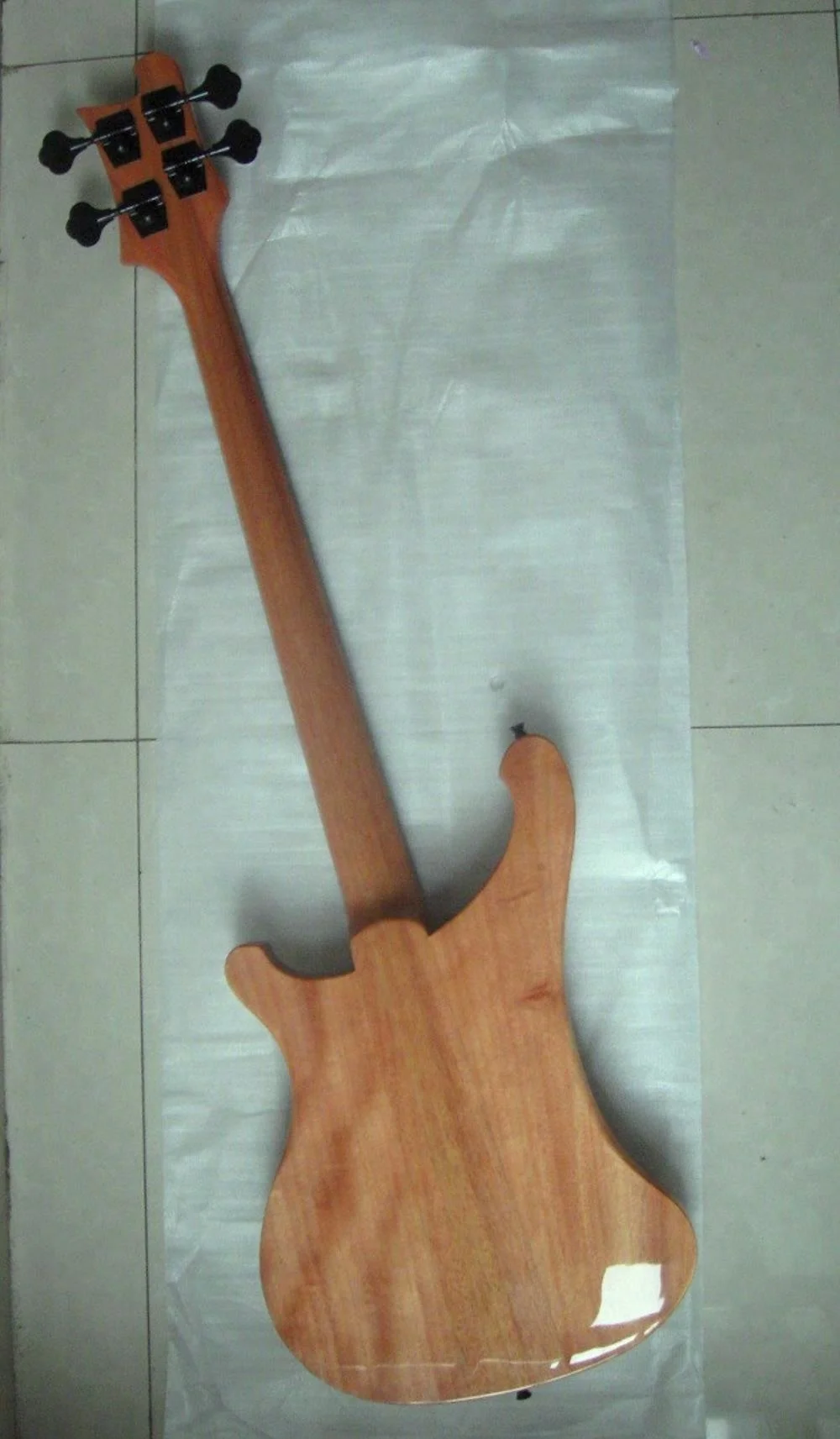 Wholesale Xingweifang — guitare basse électrique rick, 4 cordes à