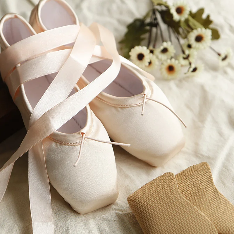 Elegant Women Fashion Leather Sole Ballet Dance Shoes - Buy Elegance Ballet Dance  Shoes,Ladies' Fashion Ballet Dance Shoes,Leather Sole Ballet Dance Shoes  Women Product on 