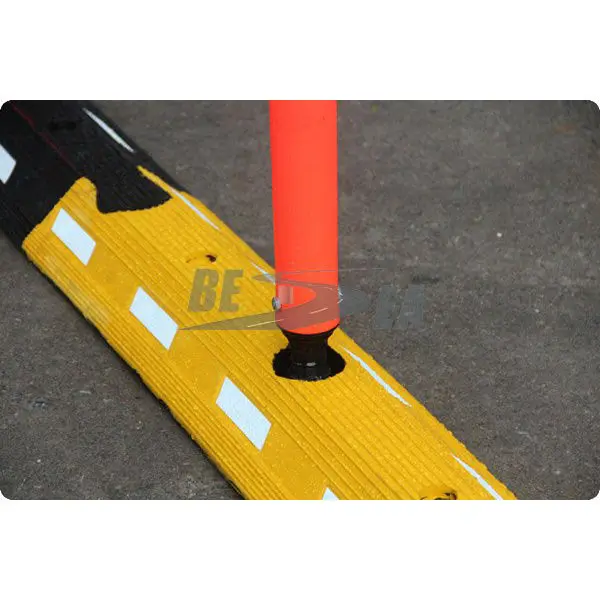 Ali Express, дорожный сепаратор из переработанной резины с пластиковой окантовкой