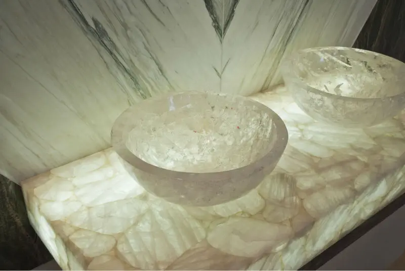 Free Sample for Most Popular Hot Sale Translucent White Jade Onix Crystal Slab and Marble Tile