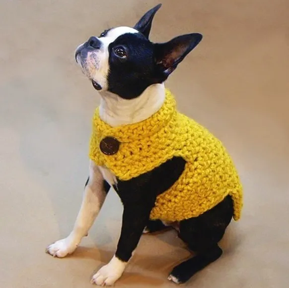 Fashion Design Button Neck Hand Crochet Dog Clothes Factory