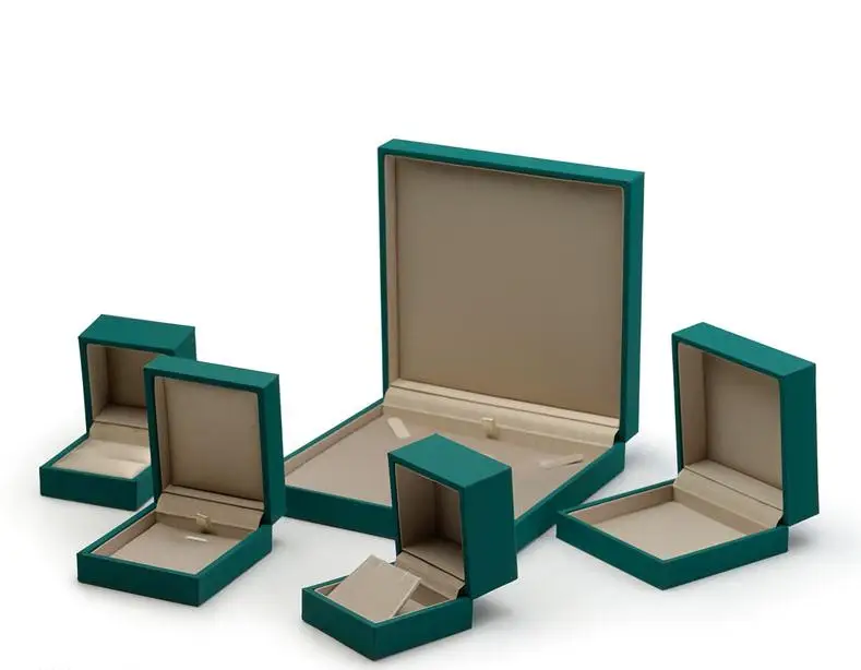 High Quality Jewelry Box Elegant Gift Packaging For Jewel Fancy Paper Ring Necklace Cardboard