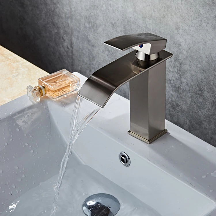 New hot washing brass chromed bathroom waterfall brass body basin faucet