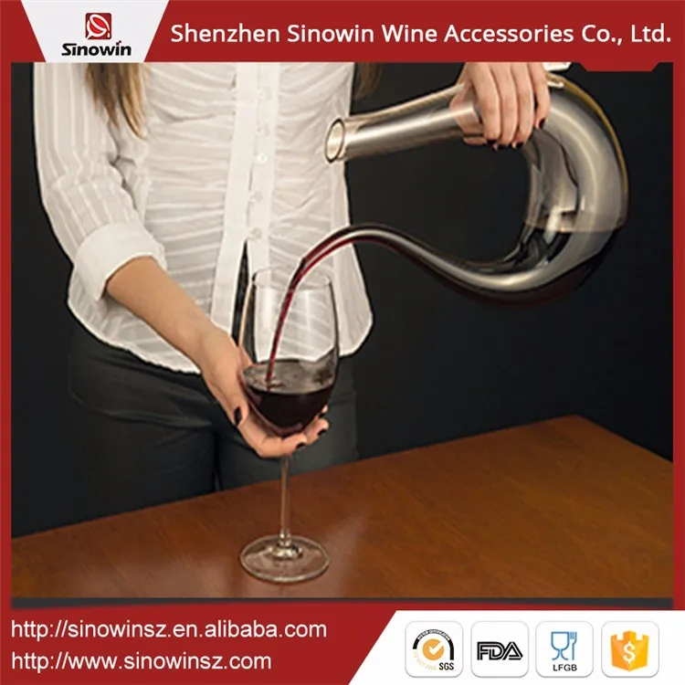 Le Chateau Red Wine Decanter Aerator Crystal Glass Wine Carafe Full