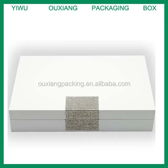 2018 новый дизайн роскошная деревянная коробка для шоколада с белой лаковой отделкой