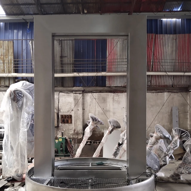 Custom Modern Metal Arts Waterfall Outdoor Decoration Garden Statue