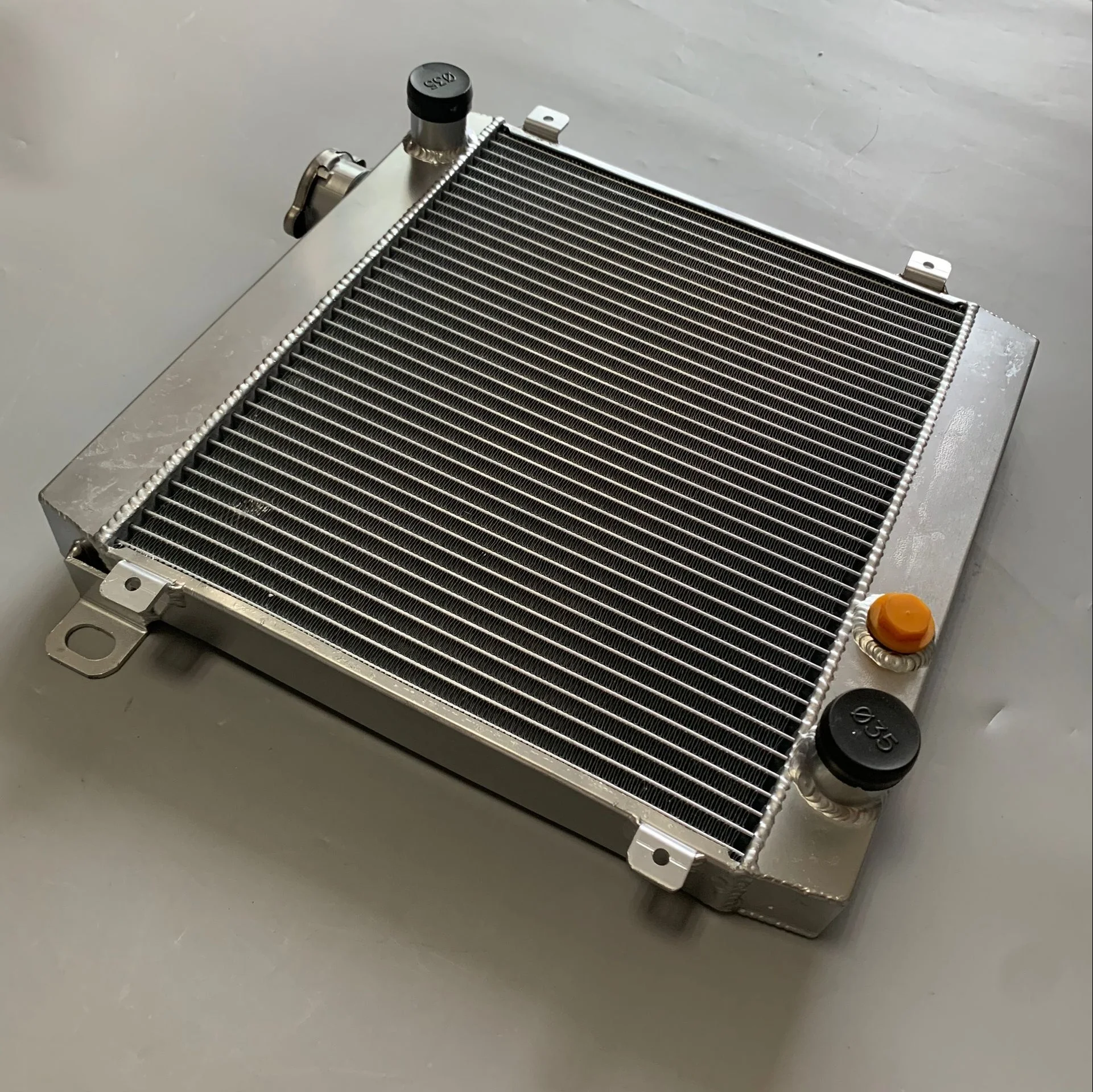 FULL ALUMINUM RACING RADIATOR for Fiat Seat 128 127 1100 1300 69-85