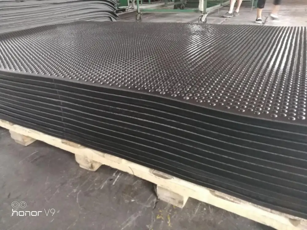 Сельскохозяйственный прочный резиновый коврик для лошадей 6 футов * 4 фута