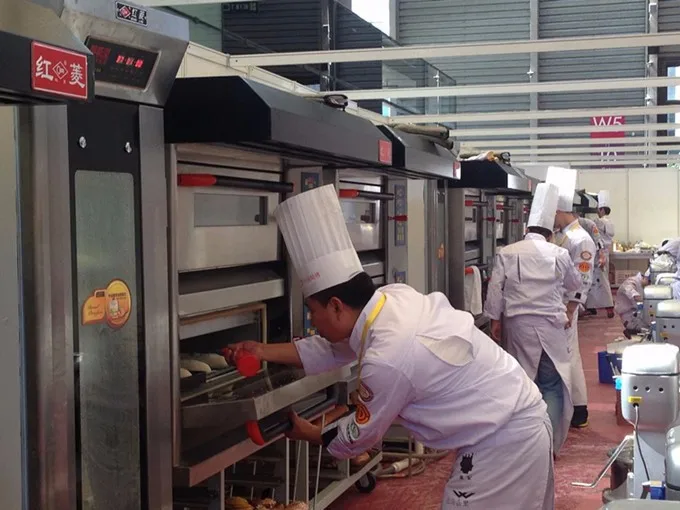 New Design European Standard 3 Deck 12 Trays Industrial Gas Oven for Bread Bakery