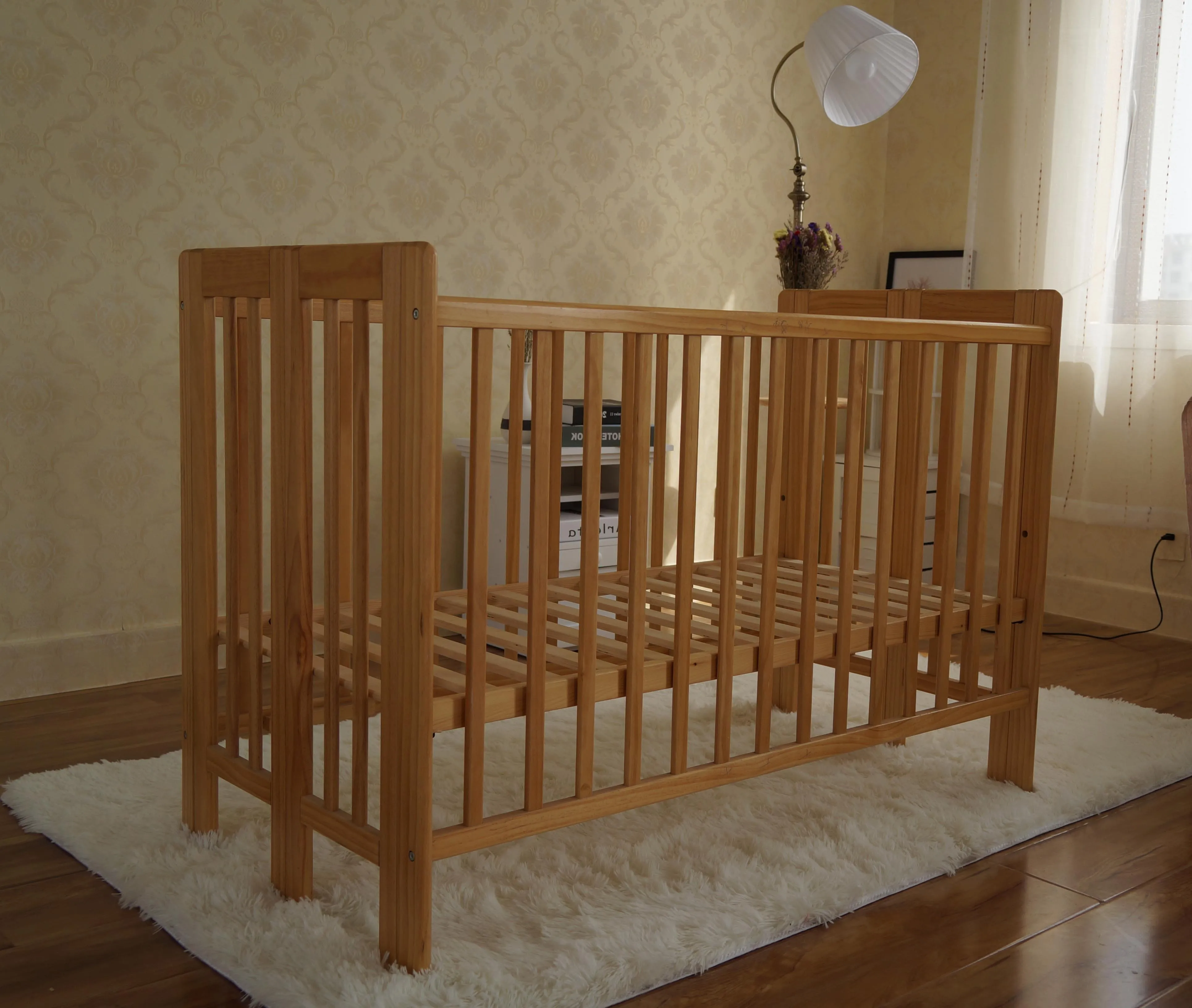 天然木制新设计婴儿床折叠婴儿床