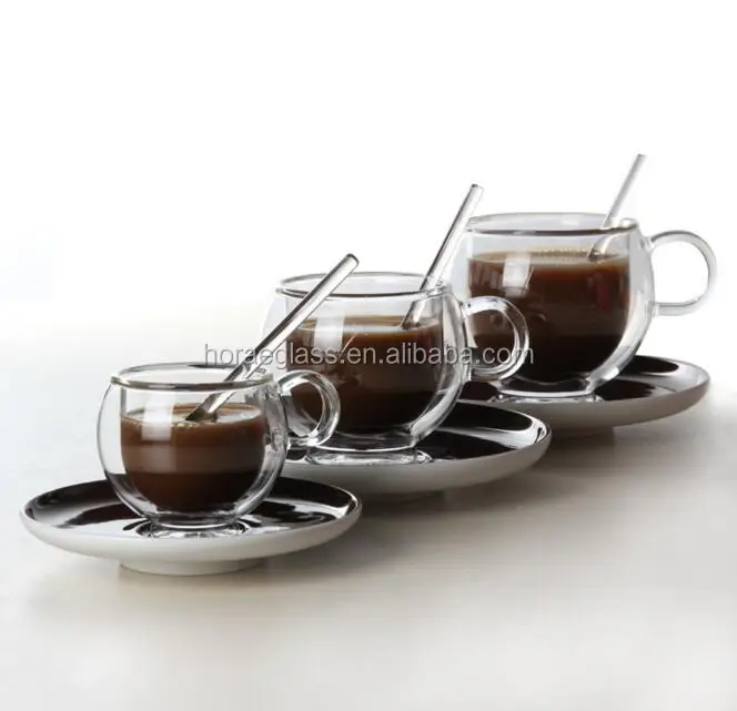 vetro trasparente tazza di caffè con coperchio e maniglia all