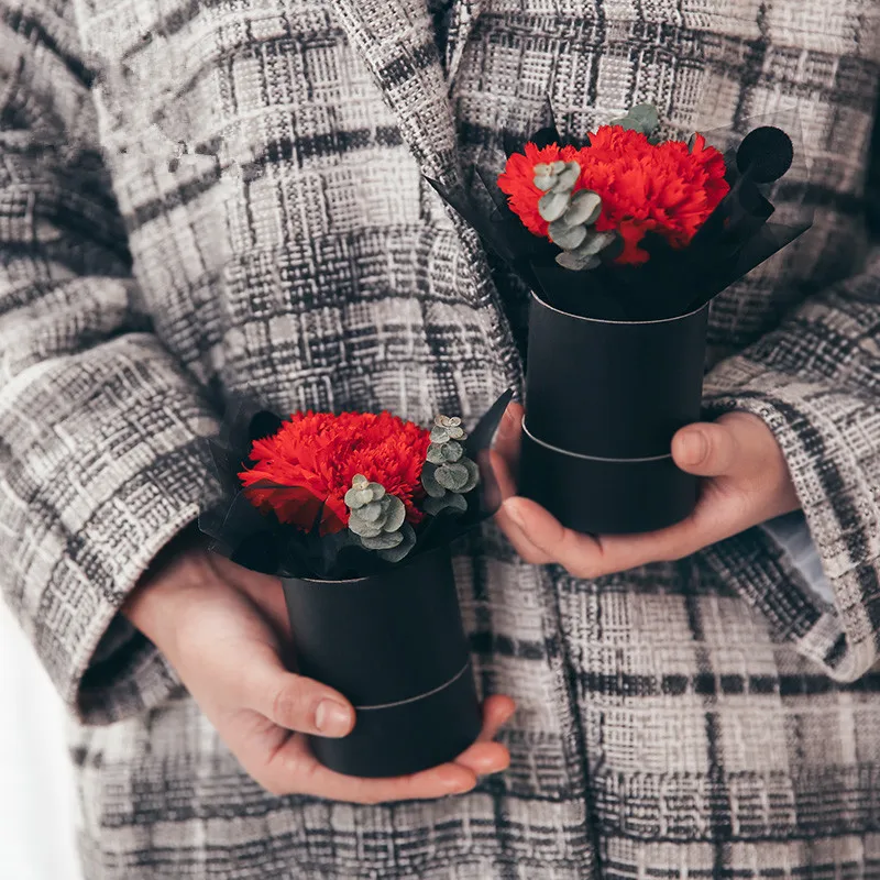 Мини-ведро для цветов с логотипом на заказ оптовая продажа одноцилиндровая коробка одиночная розовая черная картонная круглые подарочные