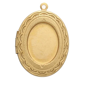 Oval Brass Photo Locket Custom Engrave Photo Locket Pendant Charm Women Jewelry Memory jewelry