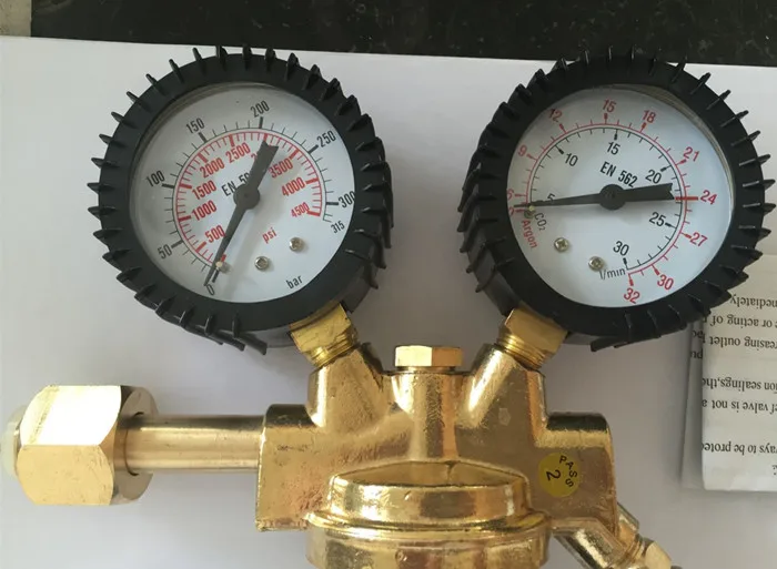 Кислородный регулятор аргона Итальянского Типа С Резиновой