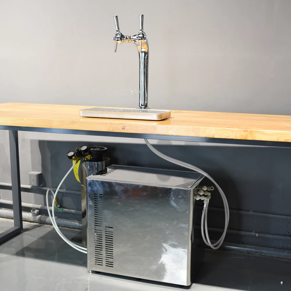 【ブランド】 アイスバンク冷却システムを備えた商用ソーダウォーターディスペンサースパーキングウォーターメーカー Buy Soda