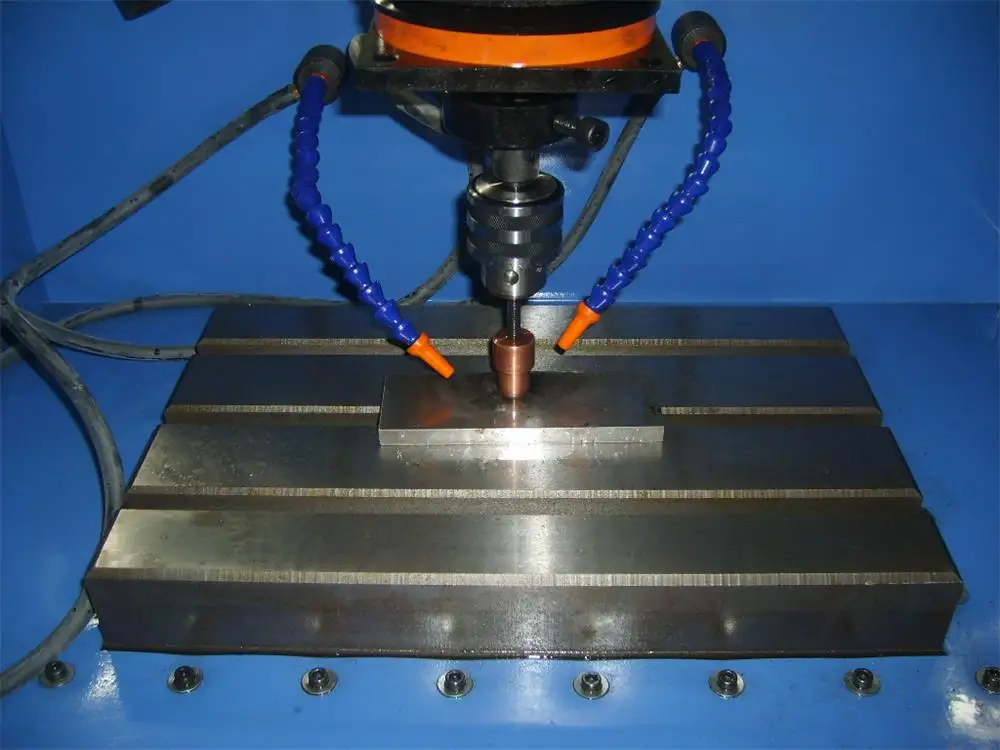 ZNC Portable EDM Machine Spark Erosion Machine Die Sinking EDM Machine Filter