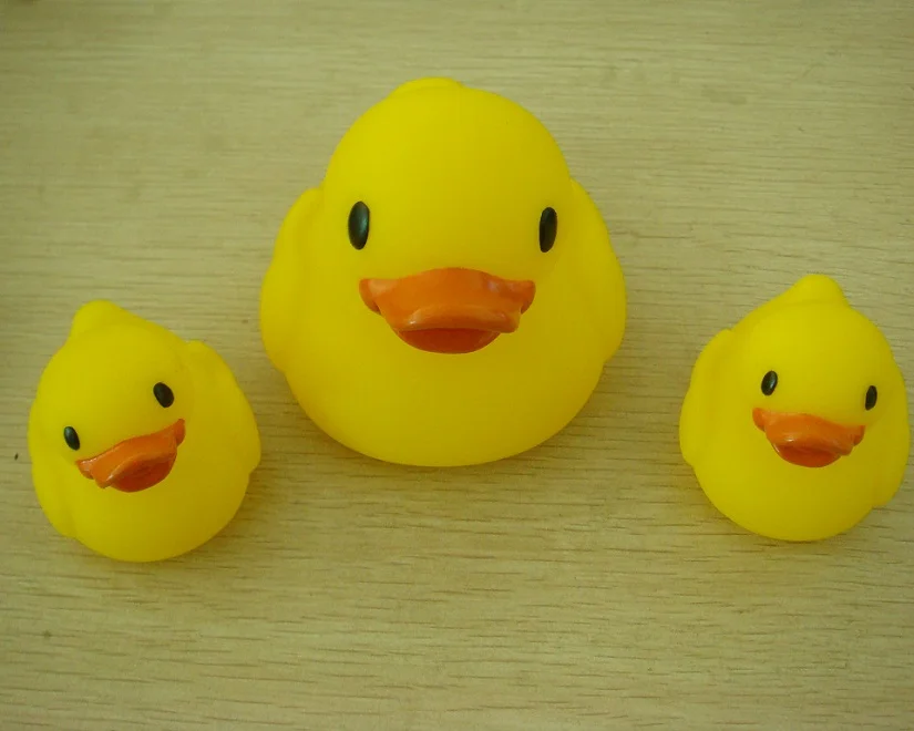 Rubber Ducky Bad Toy Party Favor Set Van (3) 1 Grote & 2 Kleine Gele