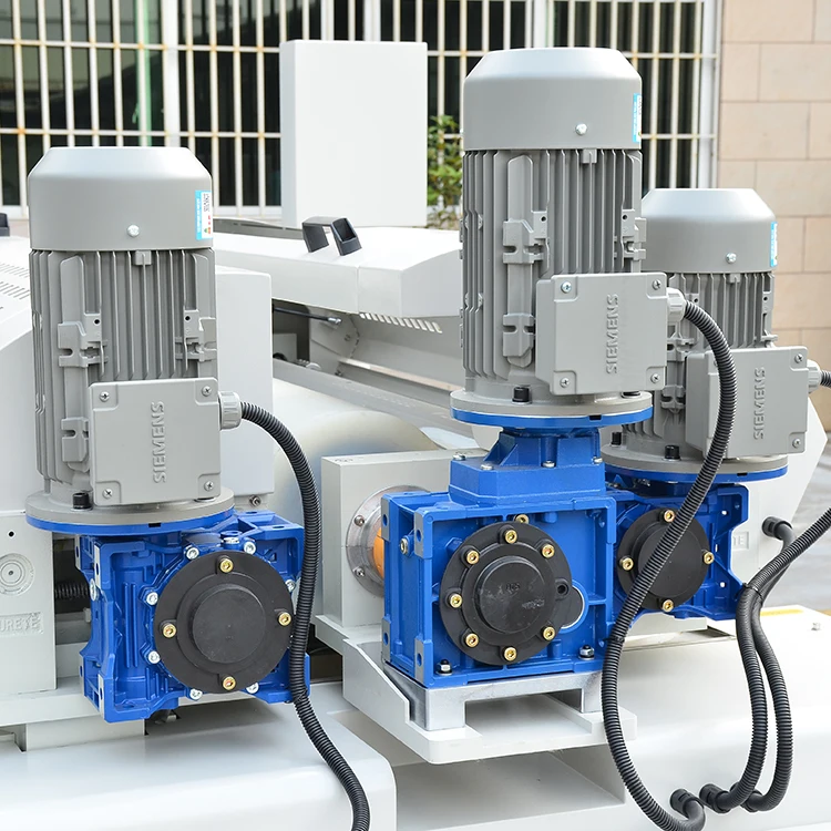 Машина для чистки древесины инженеров доступны обслуживания оборудования за рубежом CN;GUA PURETE 620 #920 #1320