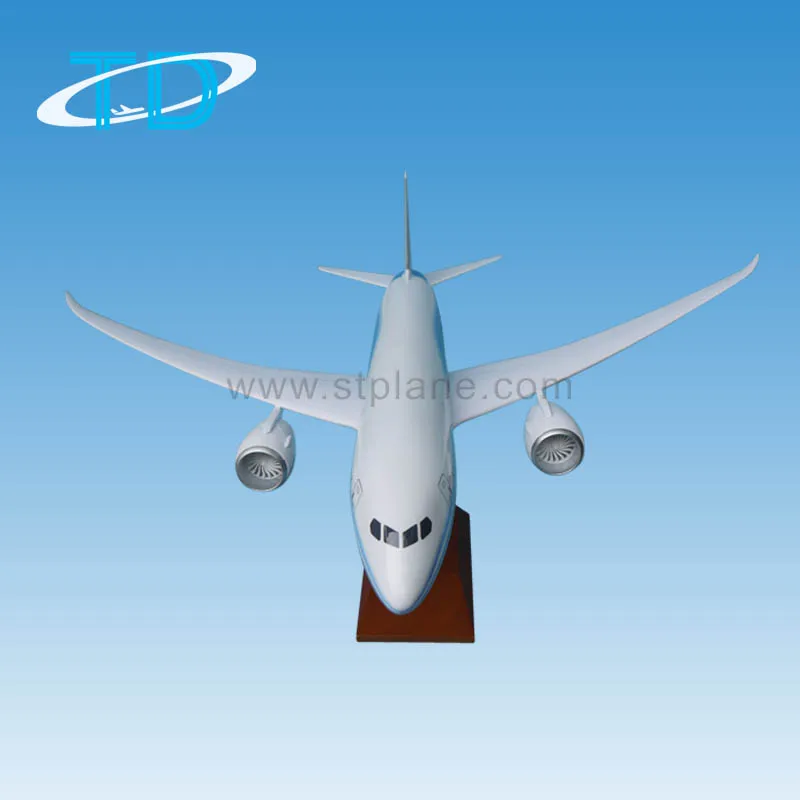 Boeing Unified 787-8 Dreamliner Resin 1:100 Model – The
