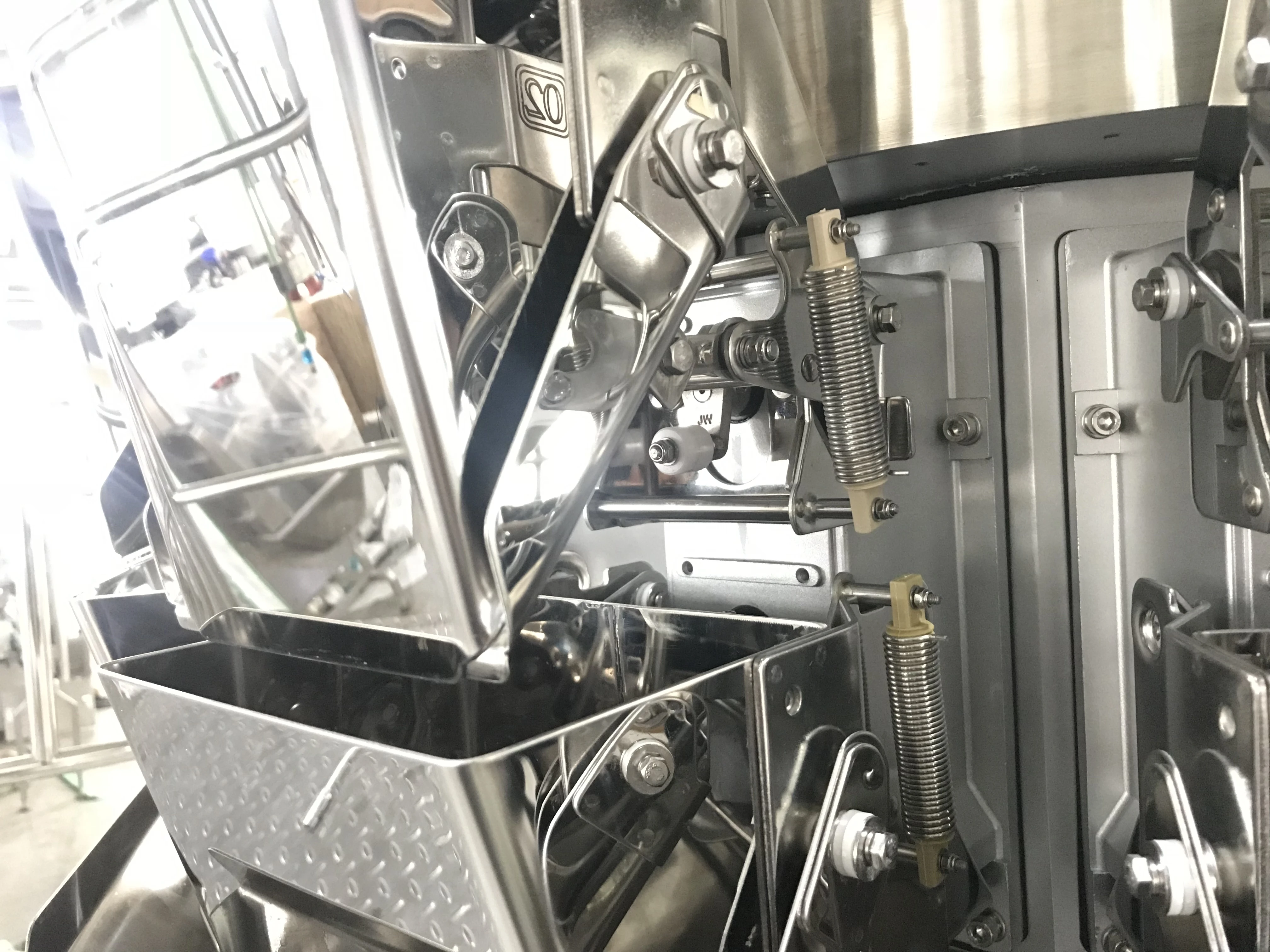 Automatic Multifunction Solid Granule Multi Head Weigher Weighing Machine
