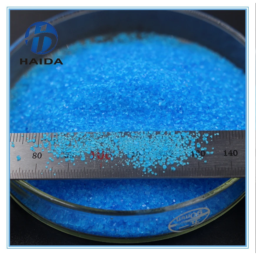 Кристаллическая синь. Медный купорос cuso4⋅5h2o. Пентагидрат сульфат меди Кристалл. Медный купорос и сульфат меди. Сульфат меди (cuso₄).