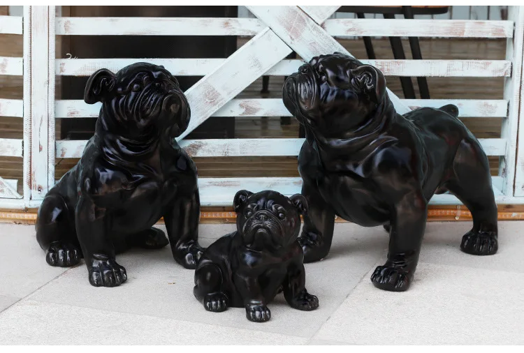 Черно-красная статуя бульдога керамическое